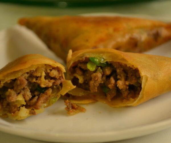 SAMOUSSA-VIANDE.jpg